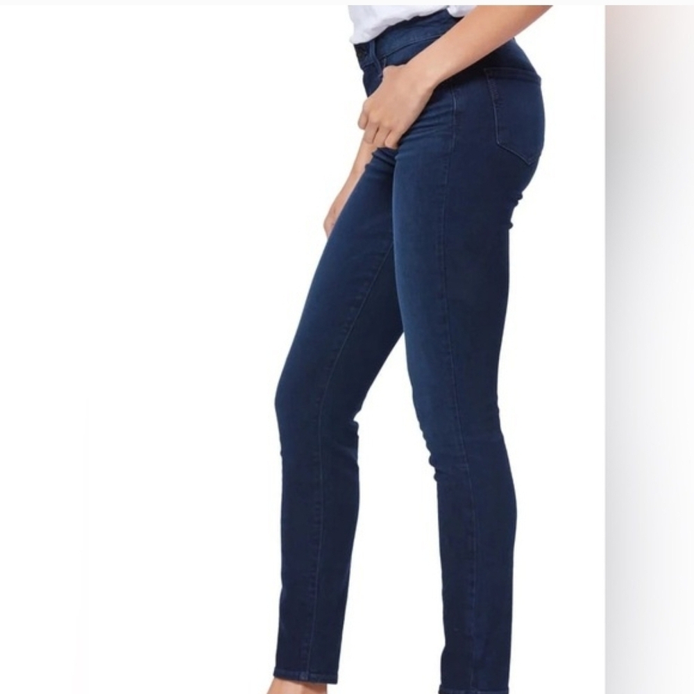 PAIGE Denim Hoxton Ultra Skinny Dark Wash Jeans 26 EUC